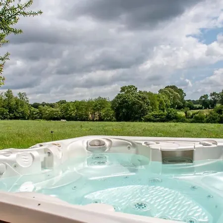Maison De Campagne Avec Jacuzzi *